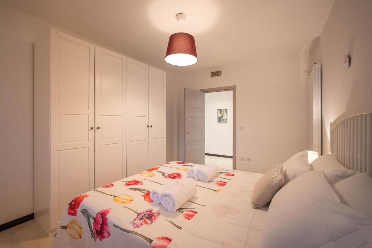 Wepuglia - Sunflower House Monopoli Bagian luar foto