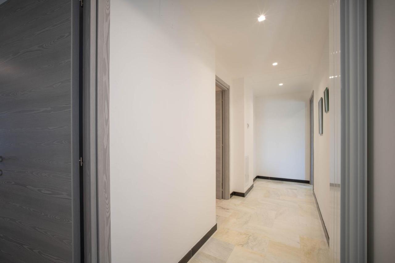 Wepuglia - Sunflower House Monopoli Bagian luar foto